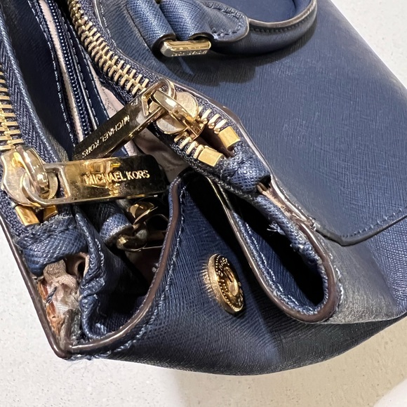 Michael Kors Saffiano Leather Bag - Picture 9 of 12